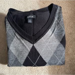 Men’s sweater
